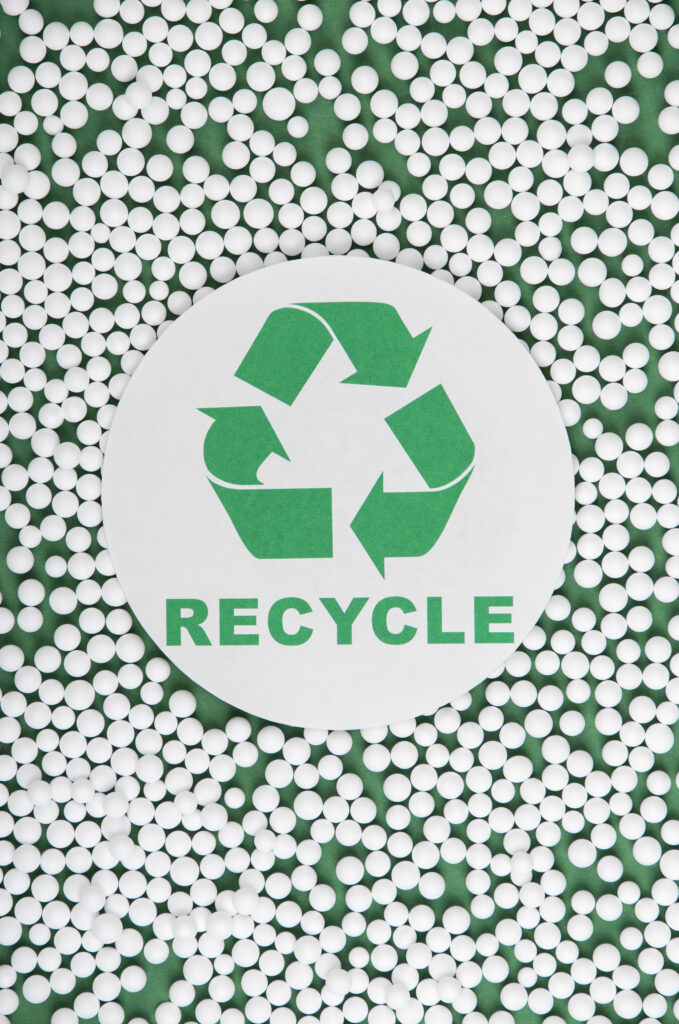 Kanistry z recyklingu